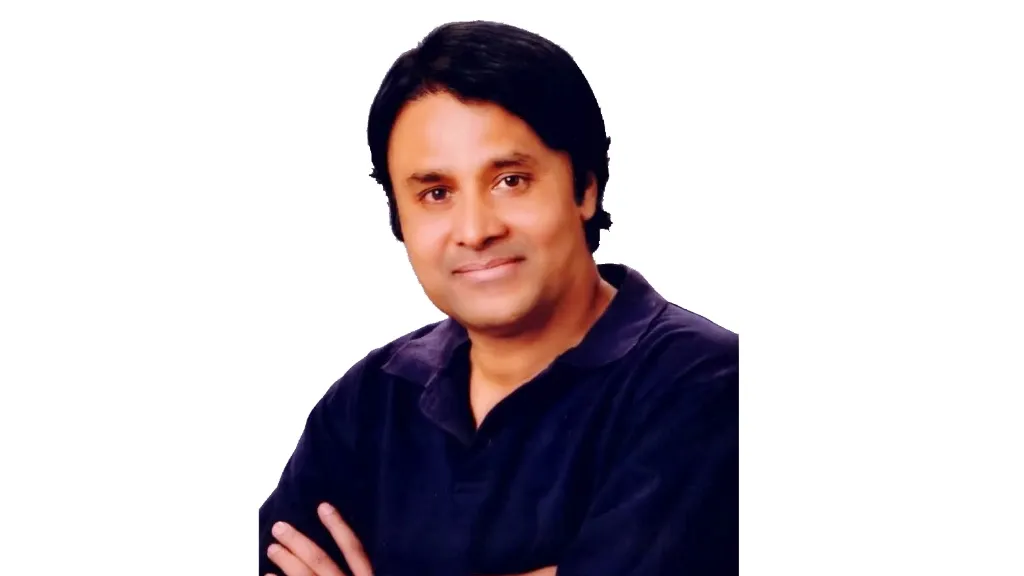 উদ্দীপনের তত্ত্বাবধায়ক মণ্ডলীর সদস্য হলেন মকবুল হোসেন পাইক
