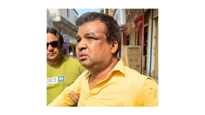 ভ্যাট পরিদর্শককে পিটিয়ে খুঁটির সঙ্গে বেঁধে রাখার অভিযোগ