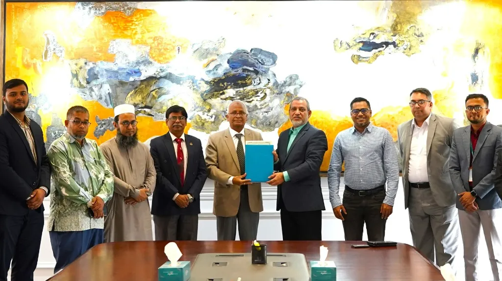 Dhaka International University Signs MoU with United Medical College Hospital