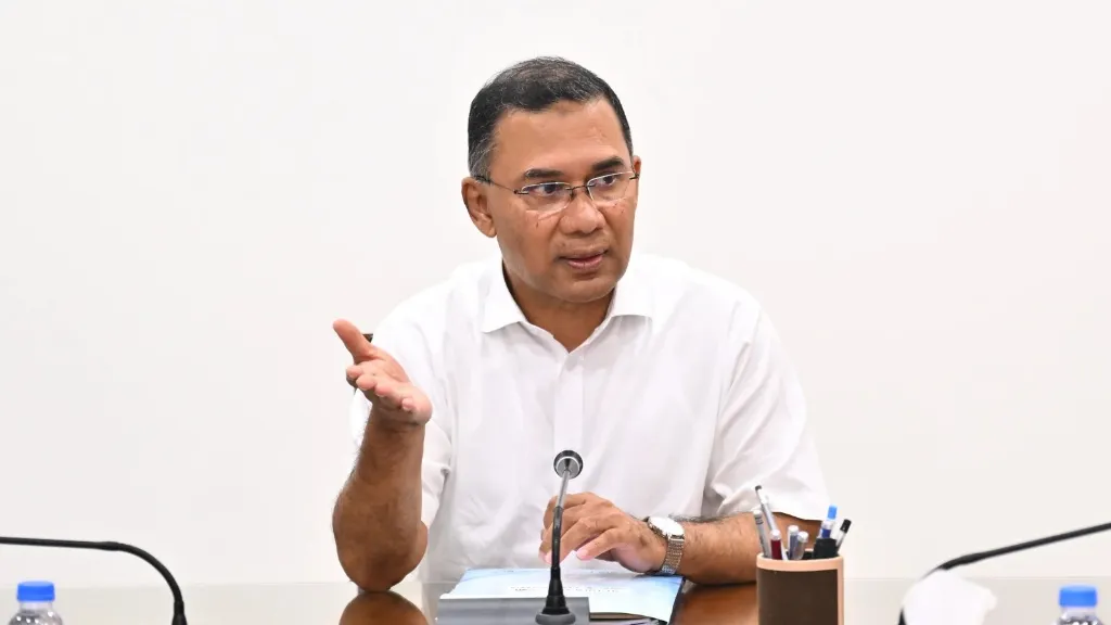 PM directs feasibility study on reintroducing universal stipends for girls