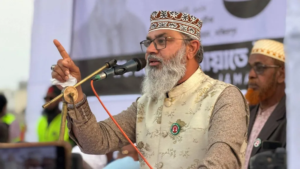যারা পালিয়ে আছে তারাই পিরোজপুরকে অশান্ত করার অপচেষ্টা চালাচ্ছে: মাসুদ সাঈদী