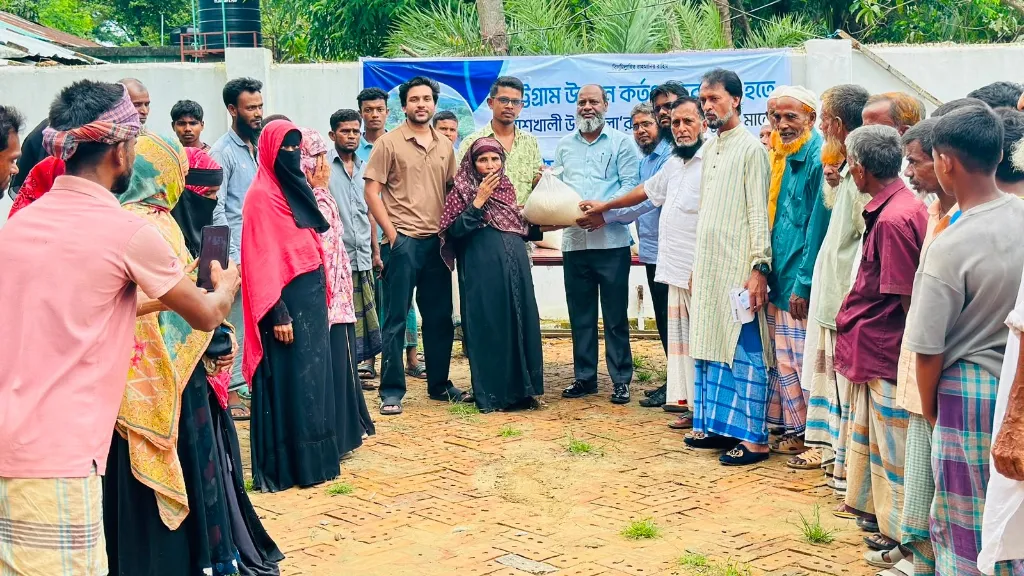 CDA distributes rice among flood-affected families in Chattogram